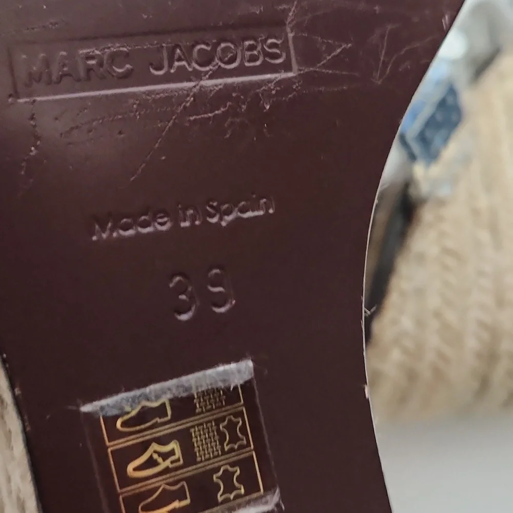 NWOT Marc by Marc Jacobs sequined wedge sandal with tie up ankles- size 39